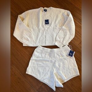 Roller Rabbit Cream Daisy Knit Sweater & Shorts Set